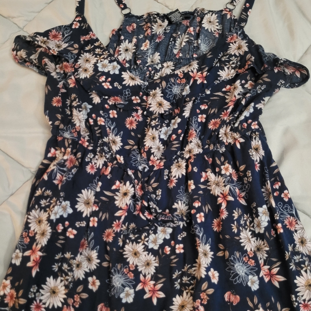 Blue floral tank